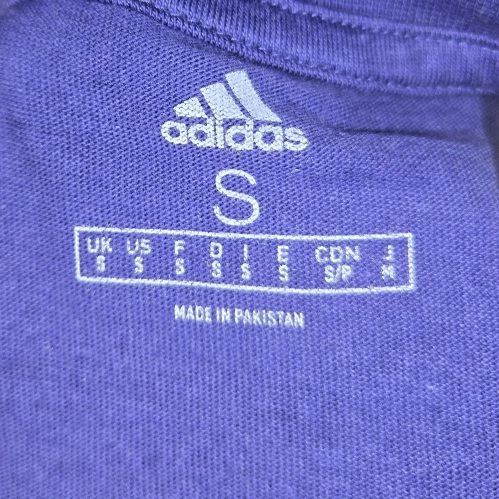 NWT Adidas Graphic Tee Women's Size Small